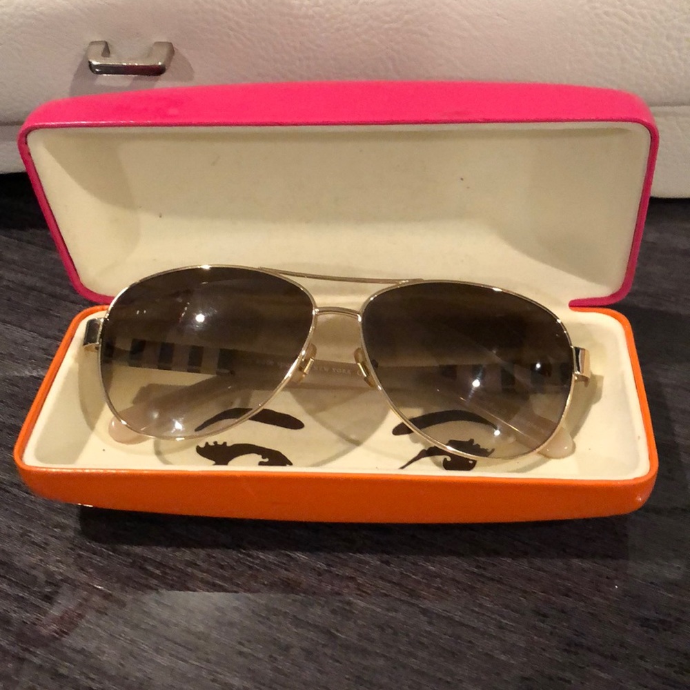 Kate spade sunglasses and case